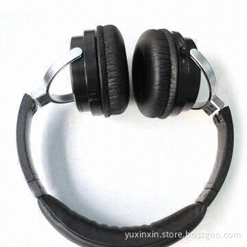 Noise Canceling Stereo Headset with Foldable Feature